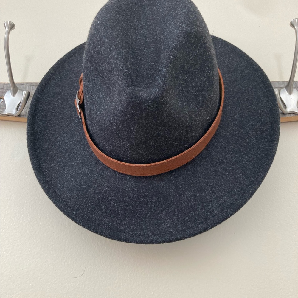 Charcoal Black Wool Fedora w/ Wide  Brim and Leather Band